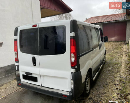 Білий Рено Трафік, об'ємом двигуна 2 л та пробігом 200 тис. км за 8300 $, фото 5 на Automoto.ua