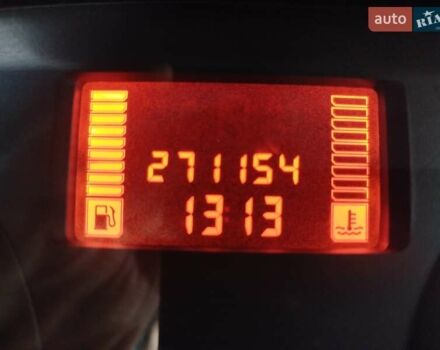 Белый Рено Трафик, объемом двигателя 2 л и пробегом 270 тыс. км за 9500 $, фото 1 на Automoto.ua