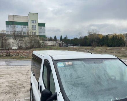 Білий Рено Трафік, об'ємом двигуна 2 л та пробігом 165 тис. км за 8900 $, фото 10 на Automoto.ua