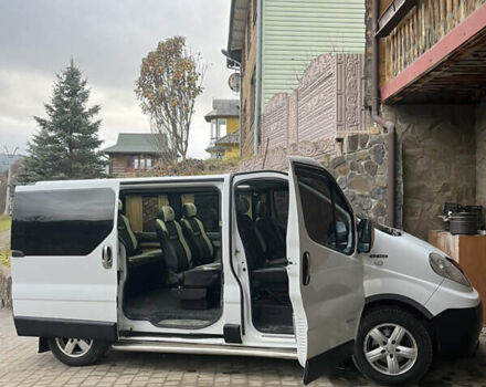 Белый Рено Трафик, объемом двигателя 2 л и пробегом 360 тыс. км за 15000 $, фото 6 на Automoto.ua