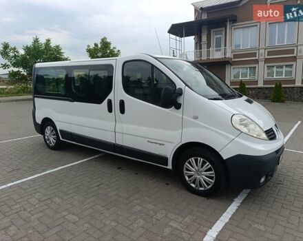 Белый Рено Трафик, объемом двигателя 2 л и пробегом 290 тыс. км за 13300 $, фото 14 на Automoto.ua