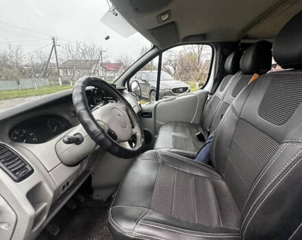 Белый Рено Трафик, объемом двигателя 2 л и пробегом 301 тыс. км за 11000 $, фото 6 на Automoto.ua