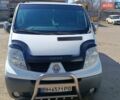 Белый Рено Трафик, объемом двигателя 2 л и пробегом 330 тыс. км за 9800 $, фото 1 на Automoto.ua