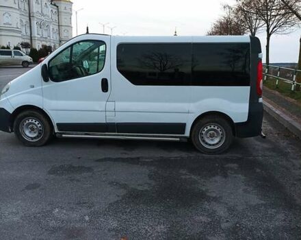 Белый Рено Трафик, объемом двигателя 2 л и пробегом 218 тыс. км за 10500 $, фото 3 на Automoto.ua