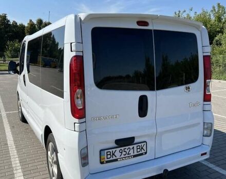 Білий Рено Трафік, об'ємом двигуна 2 л та пробігом 280 тис. км за 10700 $, фото 4 на Automoto.ua