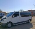 Білий Рено Трафік, об'ємом двигуна 2 л та пробігом 330 тис. км за 9800 $, фото 1 на Automoto.ua