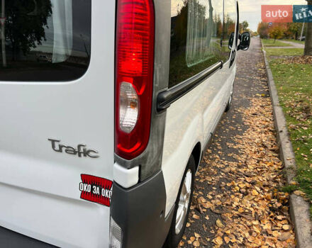 Белый Рено Трафик, объемом двигателя 2 л и пробегом 149 тыс. км за 12700 $, фото 4 на Automoto.ua