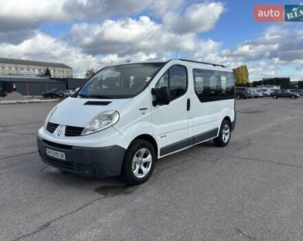 Білий Рено Трафік, об'ємом двигуна 2 л та пробігом 279 тис. км за 9900 $, фото 2 на Automoto.ua