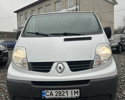 Білий Рено Трафік, об'ємом двигуна 2 л та пробігом 386 тис. км за 10900 $, фото 2 на Automoto.ua