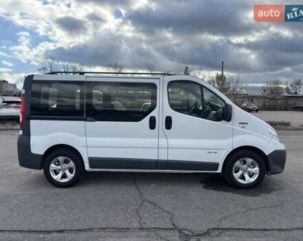 Білий Рено Трафік, об'ємом двигуна 2 л та пробігом 279 тис. км за 9900 $, фото 8 на Automoto.ua