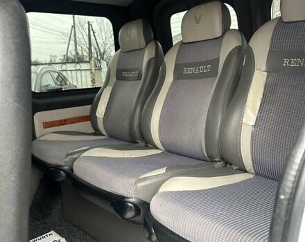 Білий Рено Трафік, об'ємом двигуна 2 л та пробігом 386 тис. км за 10900 $, фото 21 на Automoto.ua