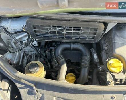 Білий Рено Трафік, об'ємом двигуна 2 л та пробігом 279 тис. км за 9900 $, фото 34 на Automoto.ua