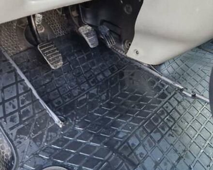 Белый Рено Трафик, объемом двигателя 2 л и пробегом 247 тыс. км за 12700 $, фото 14 на Automoto.ua