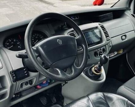 Белый Рено Трафик, объемом двигателя 2 л и пробегом 450 тыс. км за 12200 $, фото 8 на Automoto.ua