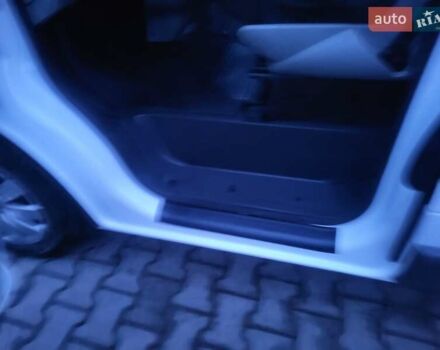 Білий Рено Трафік, об'ємом двигуна 2 л та пробігом 268 тис. км за 10950 $, фото 57 на Automoto.ua
