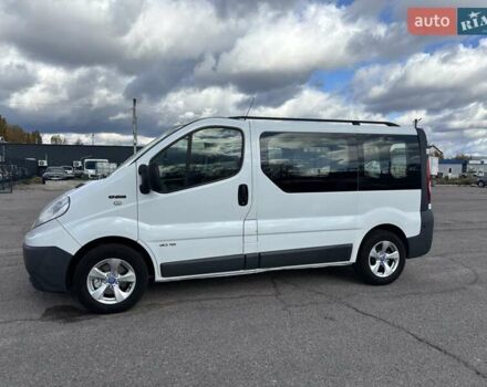 Білий Рено Трафік, об'ємом двигуна 2 л та пробігом 279 тис. км за 9900 $, фото 3 на Automoto.ua