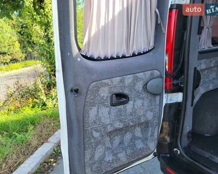 Білий Рено Трафік, об'ємом двигуна 2 л та пробігом 237 тис. км за 11300 $, фото 102 на Automoto.ua