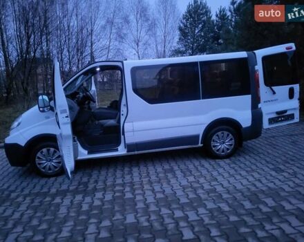 Білий Рено Трафік, об'ємом двигуна 2 л та пробігом 268 тис. км за 10950 $, фото 31 на Automoto.ua