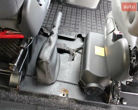 Белый Рено Трафик, объемом двигателя 2 л и пробегом 283 тыс. км за 11550 $, фото 18 на Automoto.ua