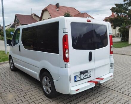 Белый Рено Трафик, объемом двигателя 2.5 л и пробегом 182 тыс. км за 7200 $, фото 1 на Automoto.ua