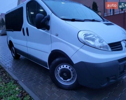 Белый Рено Трафик, объемом двигателя 2 л и пробегом 207 тыс. км за 11890 $, фото 6 на Automoto.ua