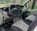 Белый Рено Трафик, объемом двигателя 2 л и пробегом 320 тыс. км за 12300 $, фото 5 на Automoto.ua