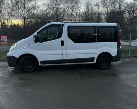 Білий Рено Трафік, об'ємом двигуна 2 л та пробігом 208 тис. км за 13500 $, фото 3 на Automoto.ua