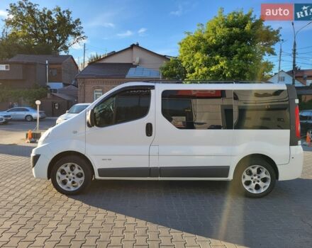 Белый Рено Трафик, объемом двигателя 2 л и пробегом 249 тыс. км за 12900 $, фото 1 на Automoto.ua