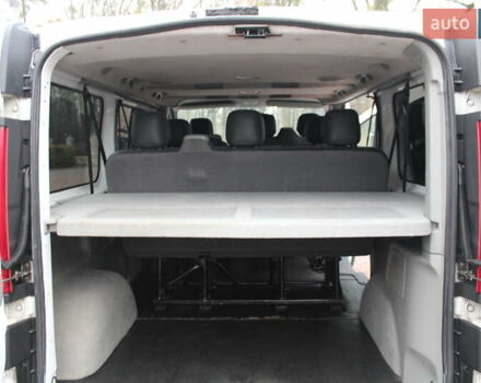 Белый Рено Трафик, объемом двигателя 2 л и пробегом 272 тыс. км за 13598 $, фото 20 на Automoto.ua