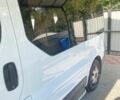 Білий Рено Трафік, об'ємом двигуна 2 л та пробігом 166 тис. км за 14000 $, фото 3 на Automoto.ua