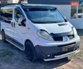 Белый Рено Трафик, объемом двигателя 2.5 л и пробегом 257 тыс. км за 12700 $, фото 2 на Automoto.ua