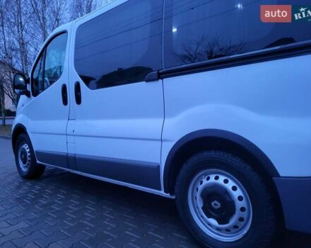 Белый Рено Трафик, объемом двигателя 2 л и пробегом 207 тыс. км за 11890 $, фото 23 на Automoto.ua