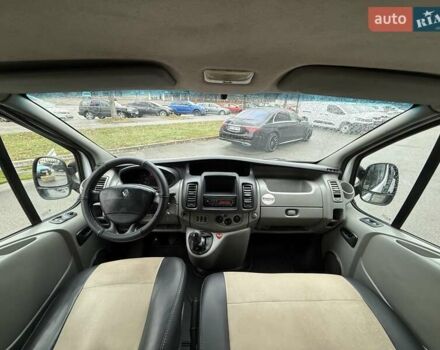 Білий Рено Трафік, об'ємом двигуна 2 л та пробігом 385 тис. км за 11000 $, фото 8 на Automoto.ua