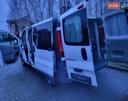Белый Рено Трафик, объемом двигателя 2 л и пробегом 207 тыс. км за 11890 $, фото 44 на Automoto.ua