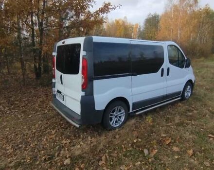 Білий Рено Трафік, об'ємом двигуна 2 л та пробігом 330 тис. км за 10900 $, фото 1 на Automoto.ua