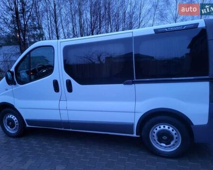 Белый Рено Трафик, объемом двигателя 2 л и пробегом 207 тыс. км за 11890 $, фото 26 на Automoto.ua