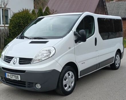 Білий Рено Трафік, об'ємом двигуна 2 л та пробігом 209 тис. км за 9899 $, фото 2 на Automoto.ua