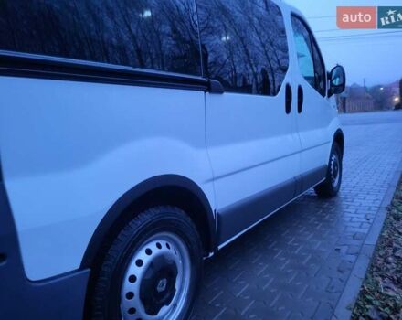 Белый Рено Трафик, объемом двигателя 2 л и пробегом 207 тыс. км за 11890 $, фото 16 на Automoto.ua