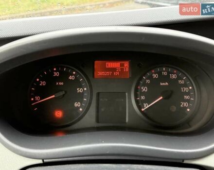 Білий Рено Трафік, об'ємом двигуна 2 л та пробігом 385 тис. км за 11000 $, фото 15 на Automoto.ua