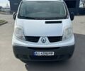 Белый Рено Трафик, объемом двигателя 2 л и пробегом 303 тыс. км за 9400 $, фото 1 на Automoto.ua
