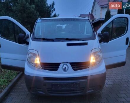 Белый Рено Трафик, объемом двигателя 2 л и пробегом 207 тыс. км за 11890 $, фото 56 на Automoto.ua