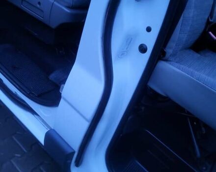 Белый Рено Трафик, объемом двигателя 2 л и пробегом 207 тыс. км за 11890 $, фото 60 на Automoto.ua