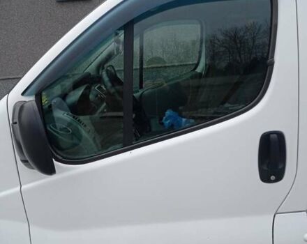 Білий Рено Трафік, об'ємом двигуна 2 л та пробігом 236 тис. км за 11500 $, фото 4 на Automoto.ua