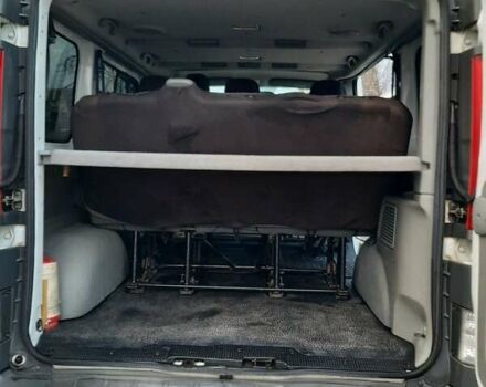 Белый Рено Трафик, объемом двигателя 2 л и пробегом 260 тыс. км за 12000 $, фото 7 на Automoto.ua