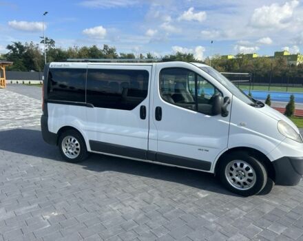 Белый Рено Трафик, объемом двигателя 2 л и пробегом 393 тыс. км за 9800 $, фото 1 на Automoto.ua