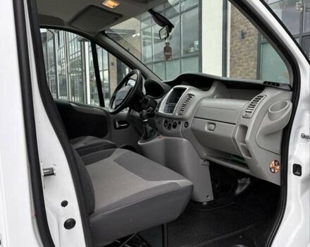 Белый Рено Трафик, объемом двигателя 2 л и пробегом 220 тыс. км за 14690 $, фото 33 на Automoto.ua