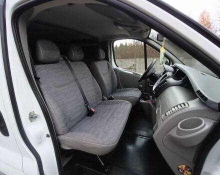 Білий Рено Трафік, об'ємом двигуна 2 л та пробігом 209 тис. км за 9899 $, фото 4 на Automoto.ua