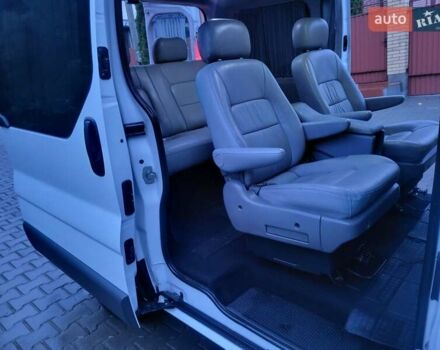 Белый Рено Трафик, объемом двигателя 2 л и пробегом 207 тыс. км за 11890 $, фото 59 на Automoto.ua