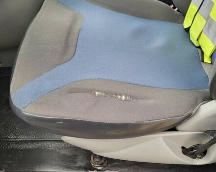 Рено Трафик 2011 в Ровно на Automoto.ua Белый Рено Трафик, объемом двигателя 2 л и пробегом 402 тыс. км за 11200 $, фото 23 на Automoto.ua