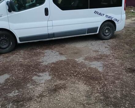 Білий Рено Трафік, об'ємом двигуна 2 л та пробігом 350 тис. км за 12000 $, фото 3 на Automoto.ua
